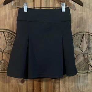 Juniors Black Pleated Skort size Med